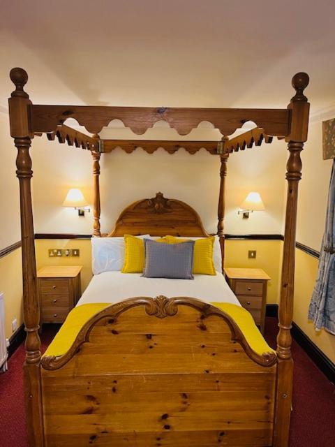 Crown & Cushion Hotel Chipping Norton Exterior foto